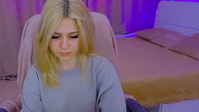 ApheliaStar online show from March 16, 4:11 pm