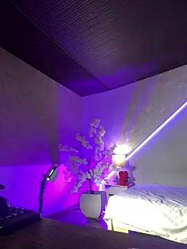 maaluh online show from April 20, 3:59 pm