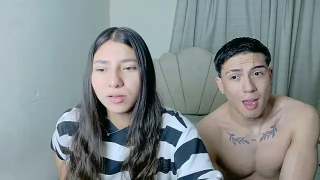ScarlettAndLucas online show from June 18, 10:20 am