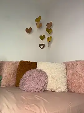 GiannaMagari online show from March 4, 8:37 pm