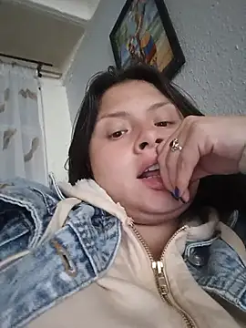 yessica gomez01 online show from June 15, 10:21 pm