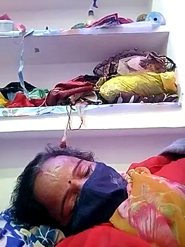 kiiuu sexe online show from March 19, 5:39 pm