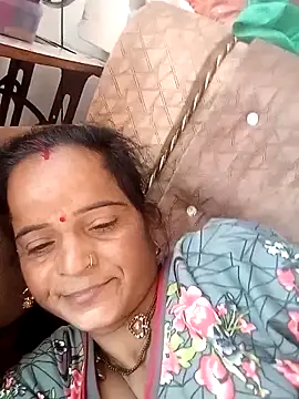 kiiuu sexe online show from April 27, 3:14 am