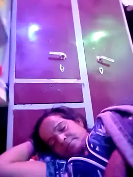 kiiuu sexe online show from March 22, 4:35 pm