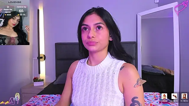 lilith petit  online show from March 5, 8:04 pm