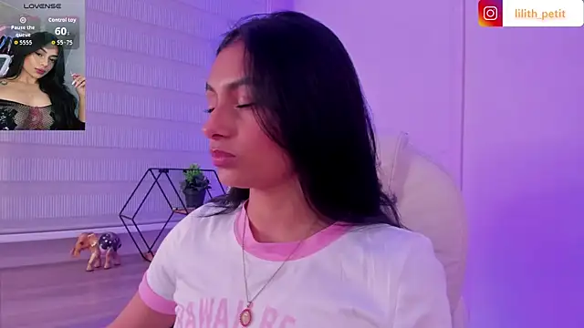 lilith petit  online show from April 25, 1:41 pm