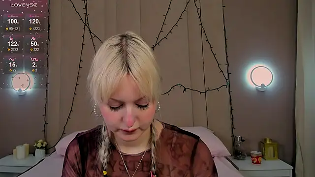 AdeleSilvy online show from January 16, 2:07 am