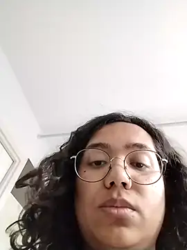 therealsun8 online show from April 29, 5:40 pm