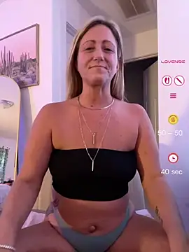 FoxyMillie online show from June 5, 12:48 am