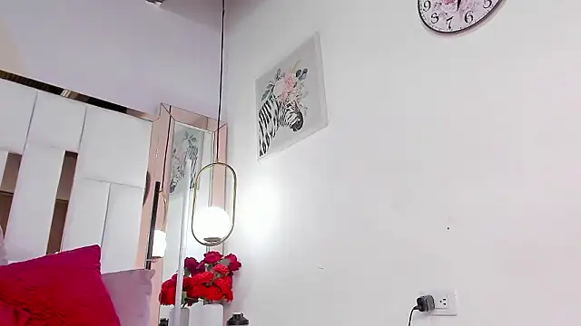 charolnox online show from February 14, 2:30 pm