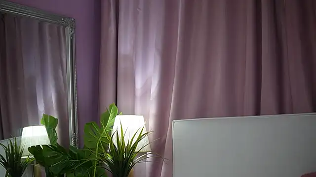 IsabelBunny online show from January 10, 9:30 pm