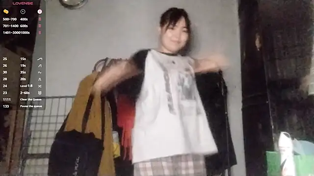 MollyAsian online show from March 10, 12:47 am