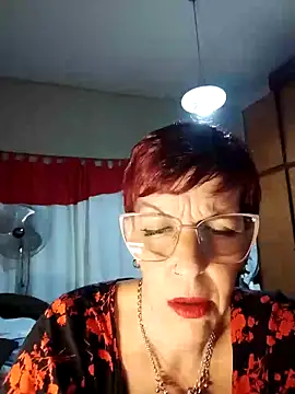 Juguetonafogosa5 online show from March 29, 7:35 pm