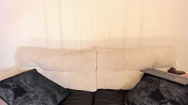 Arianaa Cooper  online show from April 25, 12:41 pm