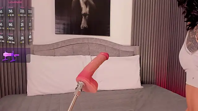 Naia-Nore online show from April 28, 1:14 am