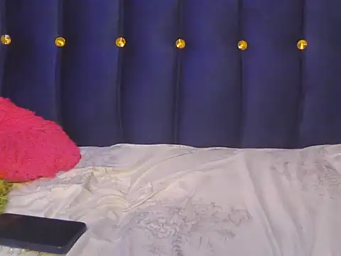 kiss-my-boobs online show from March 27, 8:05 am