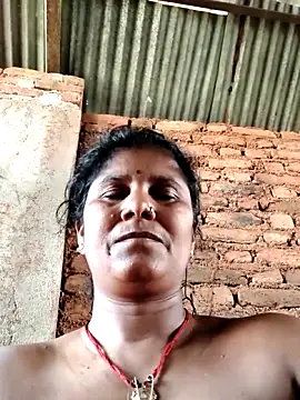 Hot di97 online show from April 28, 2:20 am