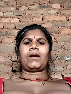 Hot di97 online show from April 14, 9:15 pm