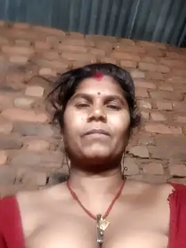 Hot di97 online show from April 19, 7:49 pm