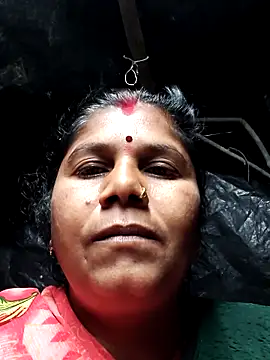 Hot di97 online show from March 3, 11:55 pm