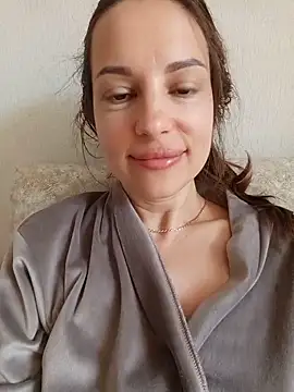 She-Moon online show from June 17, 9:32 am