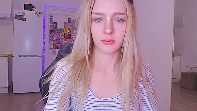 sailormoon666  online show from February 4, 10:57 pm