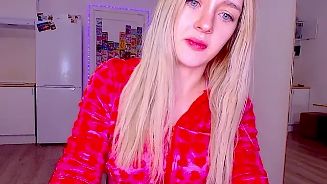 sailormoon666  online show from February 13, 2:35 am