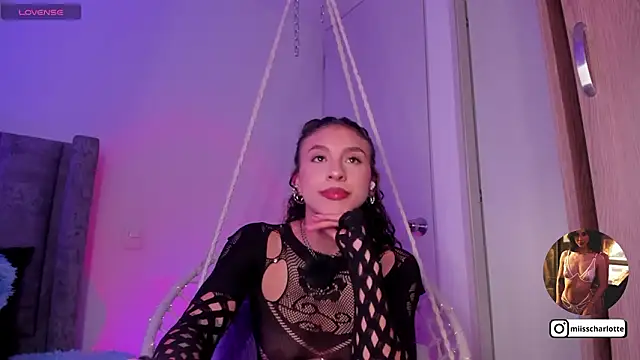 miss  charlotte7 online show from February 5, 4:15 am