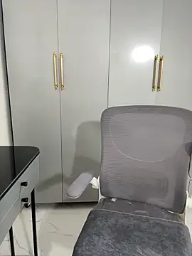 Llabi2k online show from April 25, 7:22 pm