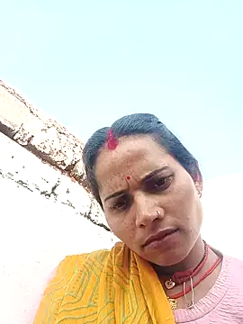 Hott khusbu online show from January 14, 10:53 am