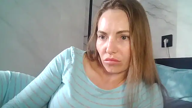 Valyssa online show from June 28, 4:13 pm