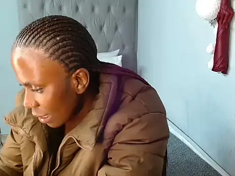 MelowD 2 online show from April 7, 6:21 pm