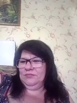 NysiOlsen online show from April 26, 7:28 am