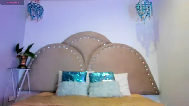 Amber rains online show from April 24, 1:03 pm