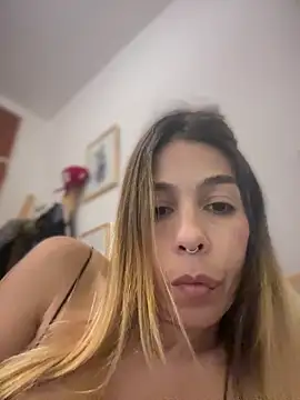 miafoxmia online show from March 27, 10:32 pm