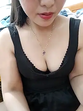 MaiNgoc sexy online show from April 21, 5:14 am