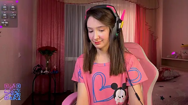 MarcelaBlas online show from April 24, 2:09 pm