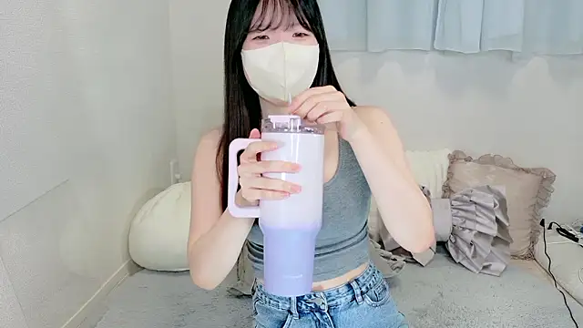  ame chan  online show from June 11, 11:18 am
