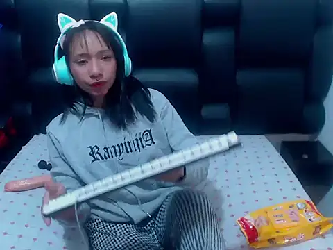 XxMavisSexyHotxX online show from March 17, 11:14 am