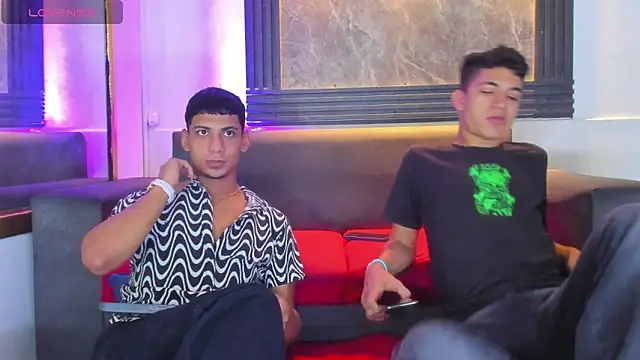 ALEX KEITH26 online show from April 6, 11:55 am