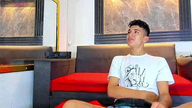 ALEX KEITH26 online show from March 28, 8:19 pm