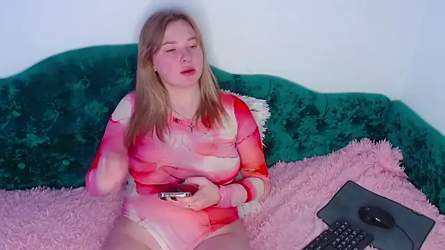 VladaHotxx online show from February 5, 2:31 pm