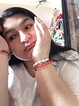 LauraHorny69 online show from April 27, 3:42 pm