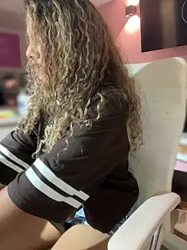 AngelPinkk  online show from March 9, 2:15 am