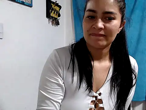 Scarlett Hot69 online show from February 24, 7:29 am