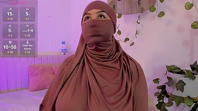  Amirah online show from June 11, 6:16 pm