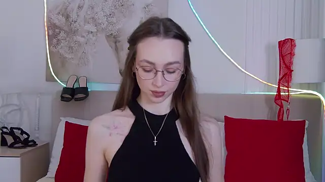 Emily Simon online show from April 28, 5:33 am