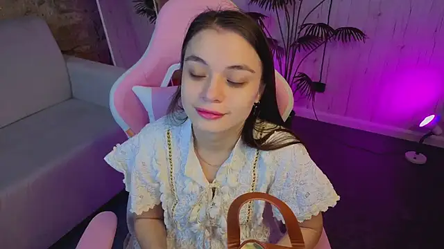 Kim Bless online show from February 24, 1:27 am