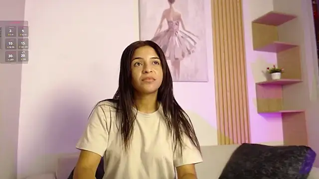 chloe peach  online show from April 7, 12:07 pm