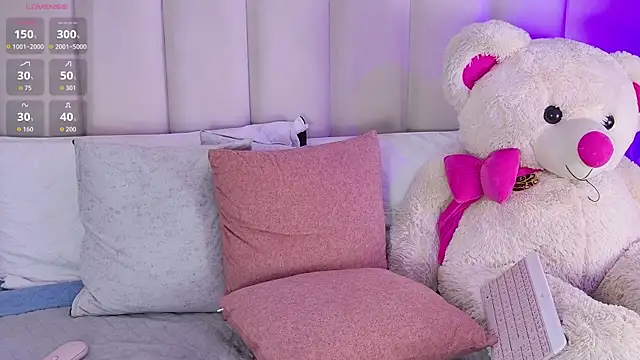 Liza brown online show from April 24, 7:38 pm